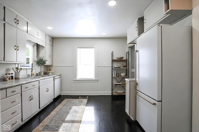 3751 Creston Drive, Indianapolis, IN 46222