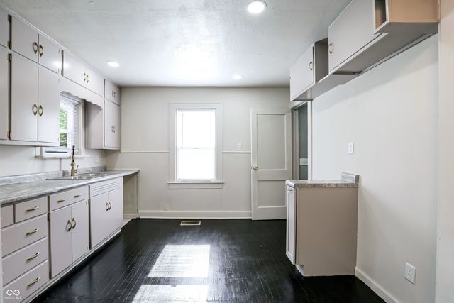 3751 Creston Drive, Indianapolis, IN 46222