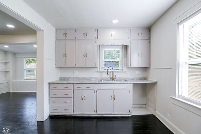 3751 Creston Drive, Indianapolis, IN 46222
