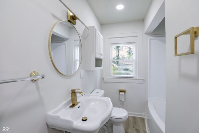 3751 Creston Drive, Indianapolis, IN 46222