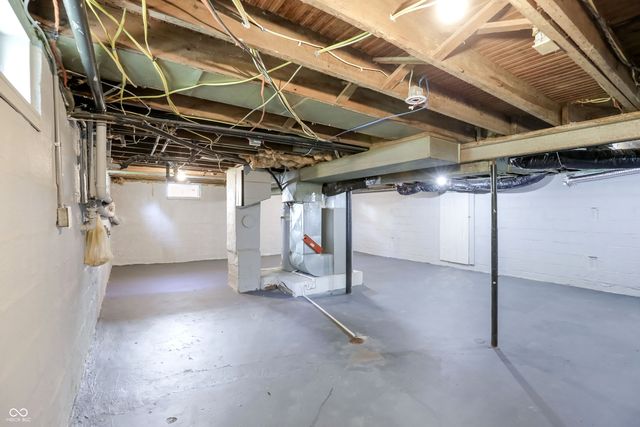3751 Creston Drive, Indianapolis, IN 46222