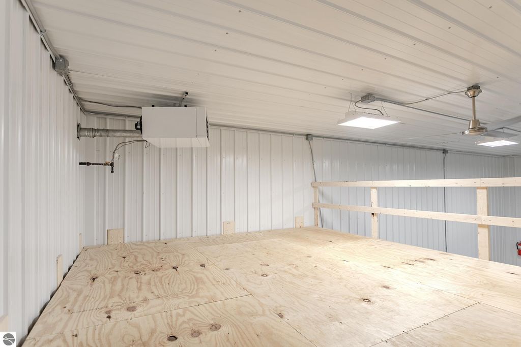 Image 12 of property listing at 3055 Man Cave Lane # 27, Traverse City, MI 49685