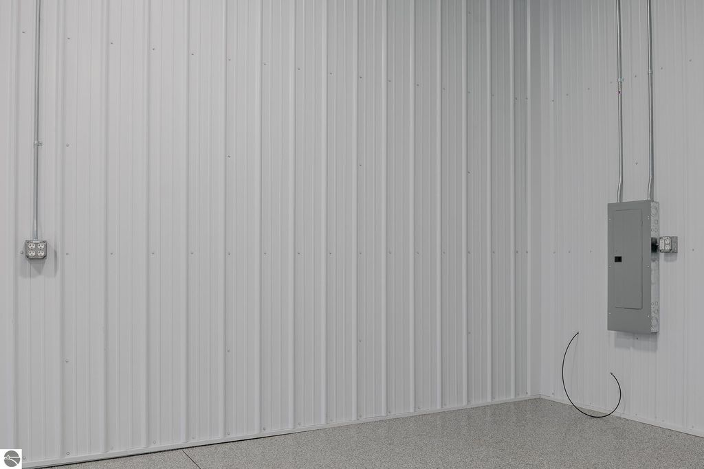 Image 13 of property listing at 3055 Man Cave Lane # 27, Traverse City, MI 49685