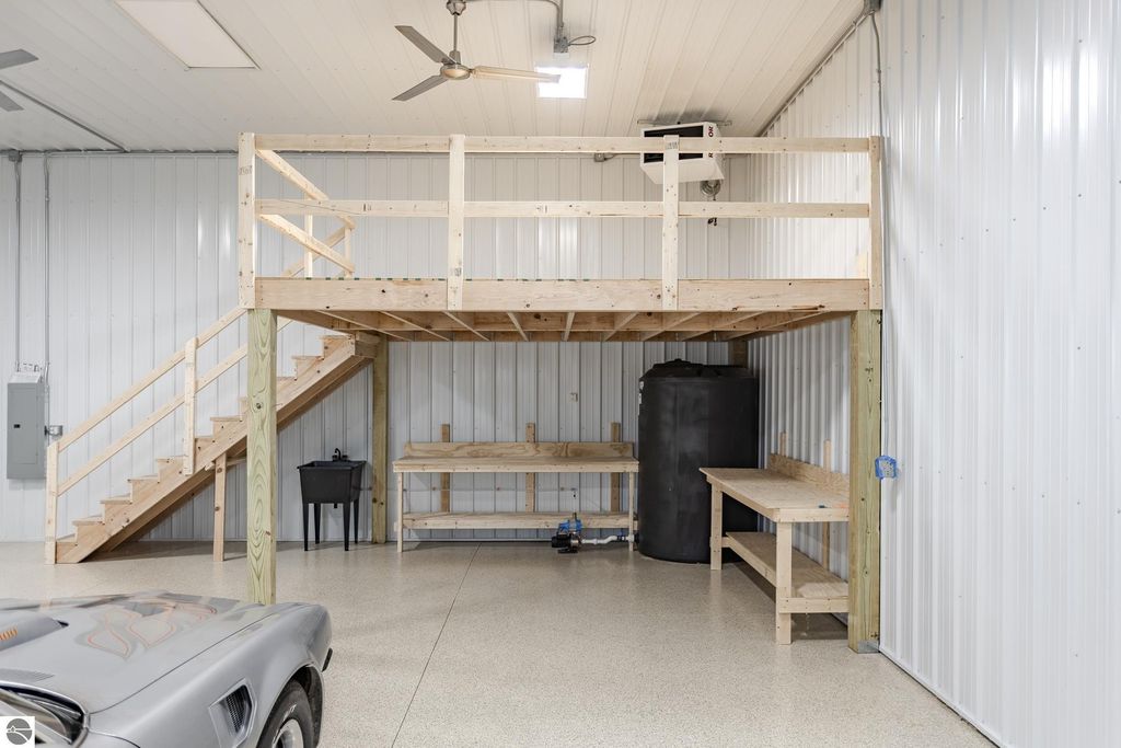 Image 9 of property listing at 3055 Man Cave Lane # 27, Traverse City, MI 49685