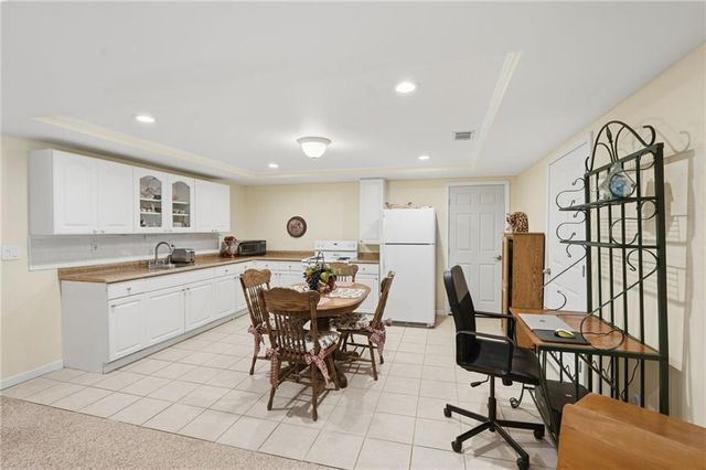 230 Shyrewood Drive, Lawrenceville, GA 30043