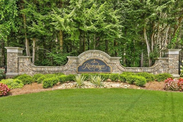 230 Shyrewood Drive, Lawrenceville, GA 30043