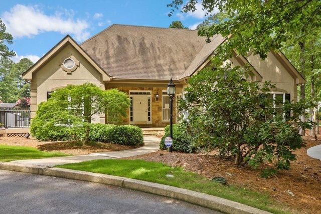 230 Shyrewood Drive, Lawrenceville, GA 30043