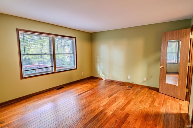 90 Mayflower Court, Lafayette, IN 47909