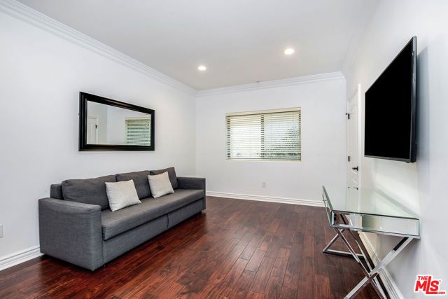 135 S Swall Drive 204, Los Angeles, CA 90048