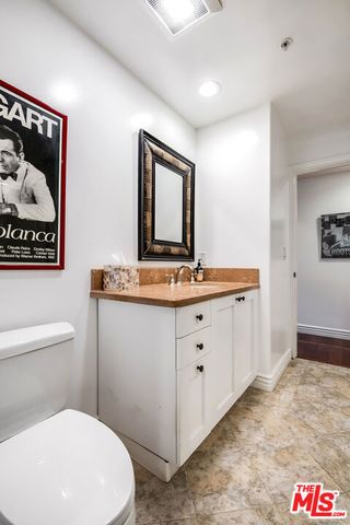 135 S Swall Drive 204, Los Angeles, CA 90048