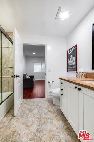 135 S Swall Drive 204, Los Angeles, CA 90048