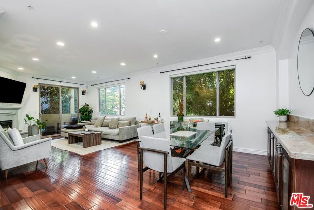 135 S Swall Drive 204, Los Angeles, CA 90048