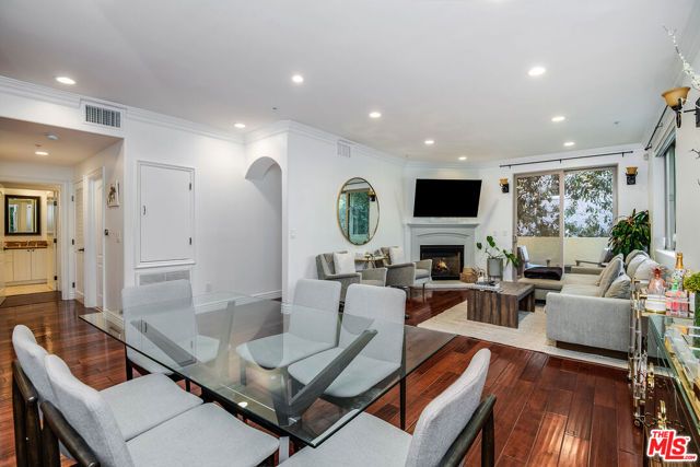 135 S Swall Drive 204, Los Angeles, CA 90048