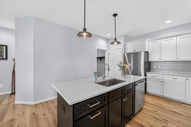 651 Old Timber Pass, Verona, WI 53593