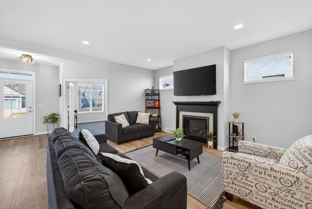 651 Old Timber Pass, Verona, WI 53593