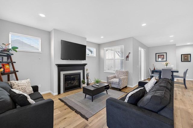 651 Old Timber Pass, Verona, WI 53593