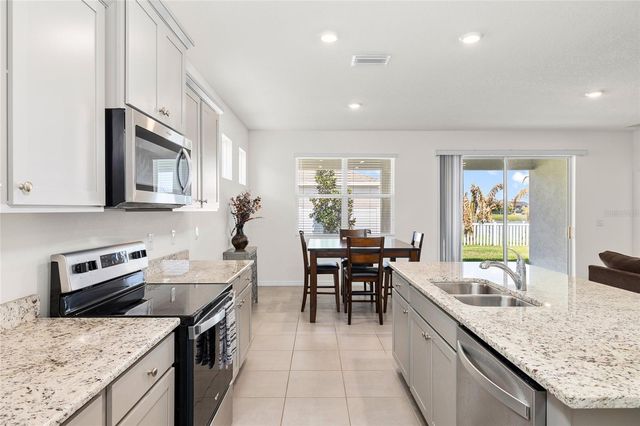 13204 WATERLEAF GARDEN CIRCLE, Riverview, FL 33579