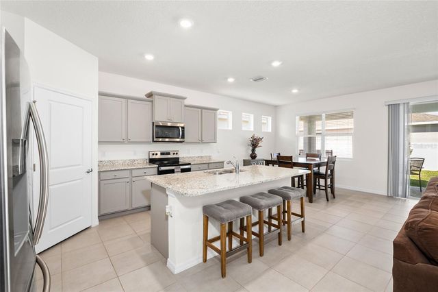 13204 WATERLEAF GARDEN CIRCLE, Riverview, FL 33579