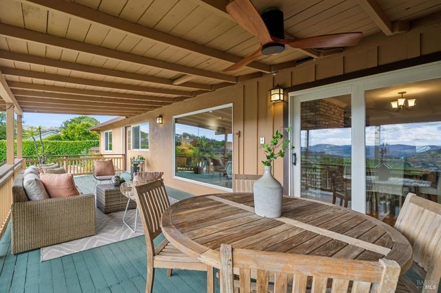 24 Maywood Way, San Rafael, CA 94901