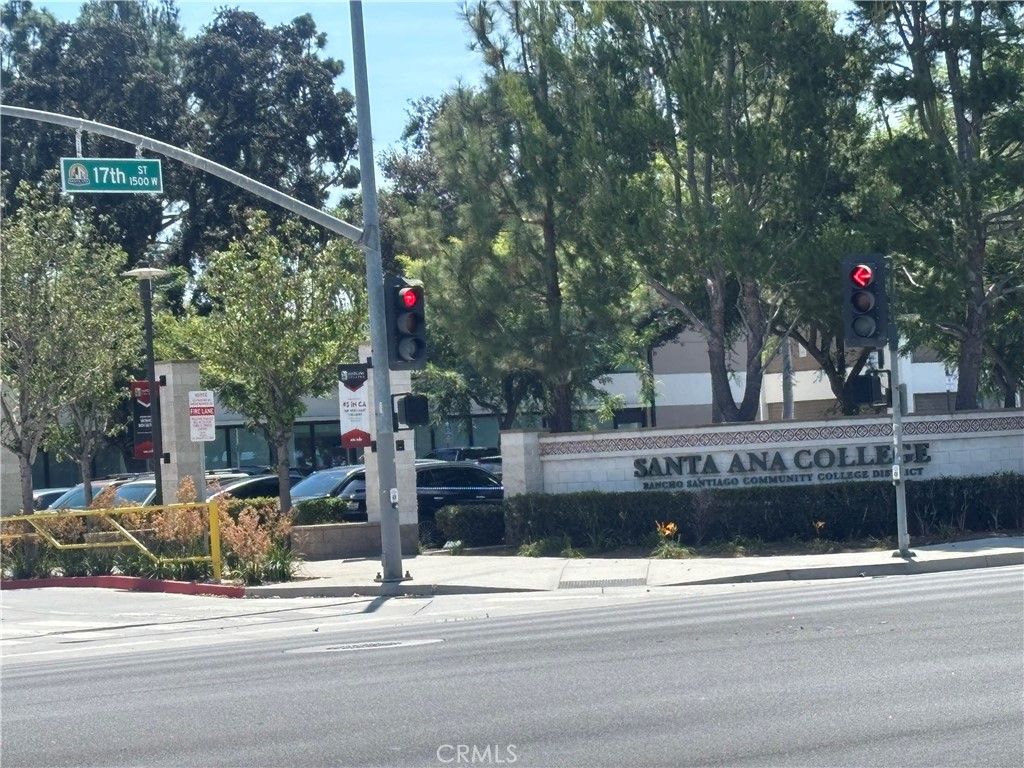 1815 W 17th, Santa Ana, CA 92706 — photo 2