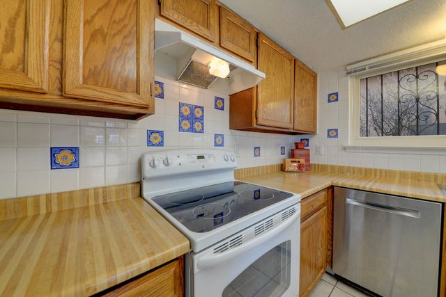 10800 Lowe Street NE, Albuquerque, NM 87111