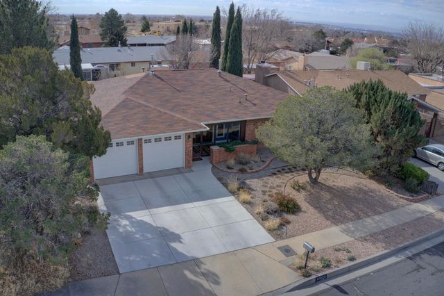 10800 Lowe Street NE, Albuquerque, NM 87111