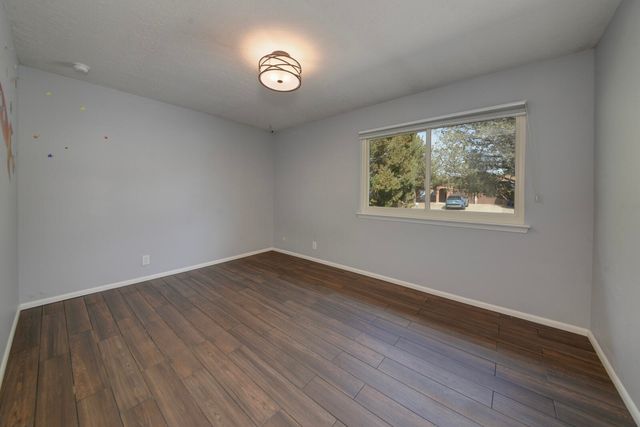 10800 Lowe Street NE, Albuquerque, NM 87111