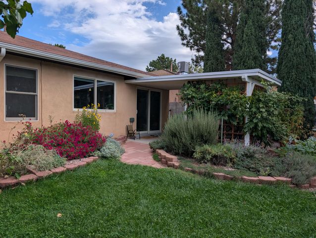 10800 Lowe Street NE, Albuquerque, NM 87111