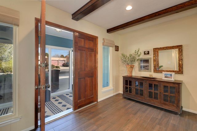 10800 Lowe Street NE, Albuquerque, NM 87111