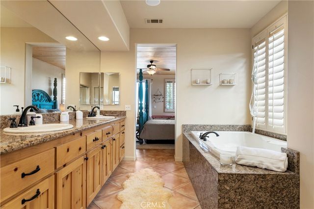 7559 Rockaway Avenue, Yucca Valley, CA 92284