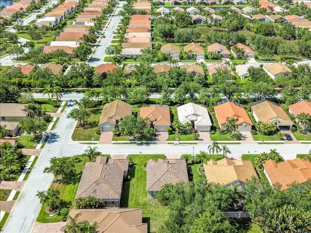 4109 66TH TERRACE E, Sarasota, FL 34243