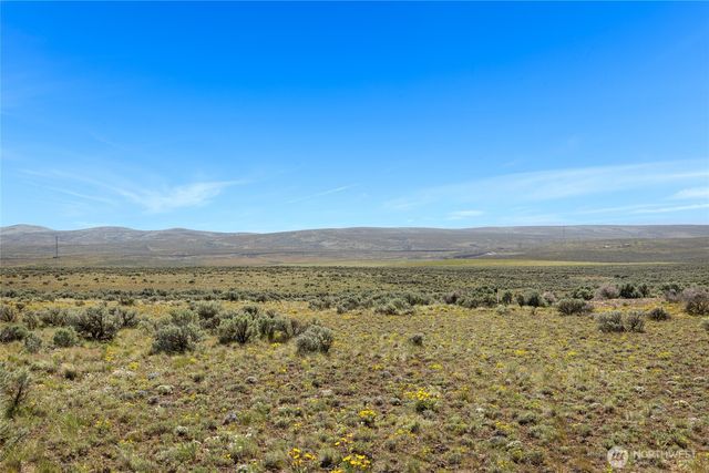 1560 Sage Hills Drive, Ellensburg, WA 98926