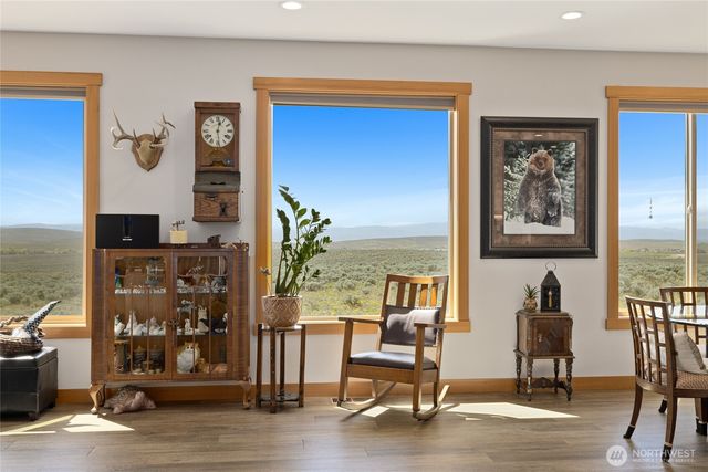 1560 Sage Hills Drive, Ellensburg, WA 98926