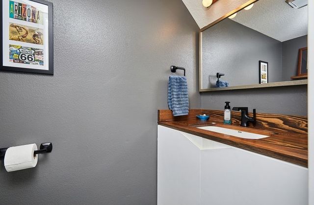 409 NE 16th Street, Ankeny, IA 50021