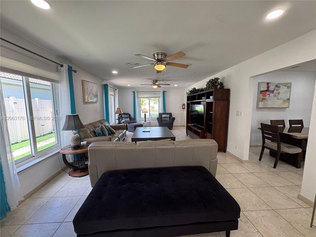 1660 NE 25th Avenue, Pompano Beach, FL 33062