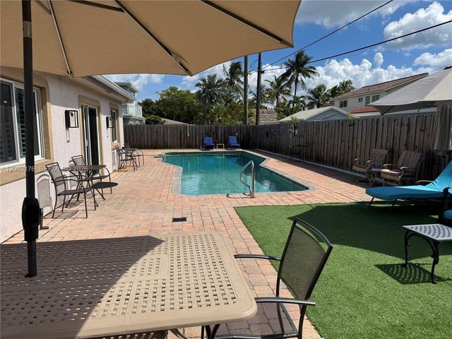 1660 NE 25th Avenue, Pompano Beach, FL 33062