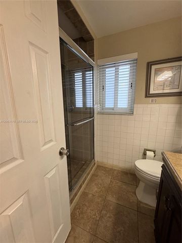 1660 NE 25th Avenue, Pompano Beach, FL 33062