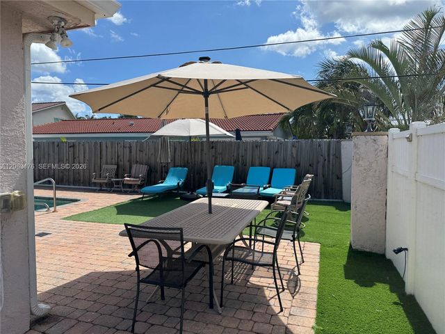 1660 NE 25th Avenue, Pompano Beach, FL 33062