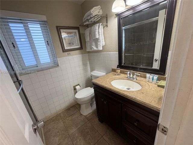 1660 NE 25th Avenue, Pompano Beach, FL 33062