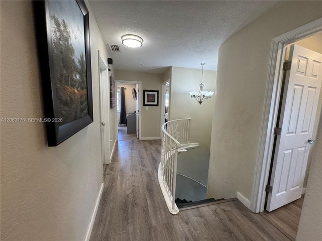 1660 NE 25th Avenue, Pompano Beach, FL 33062