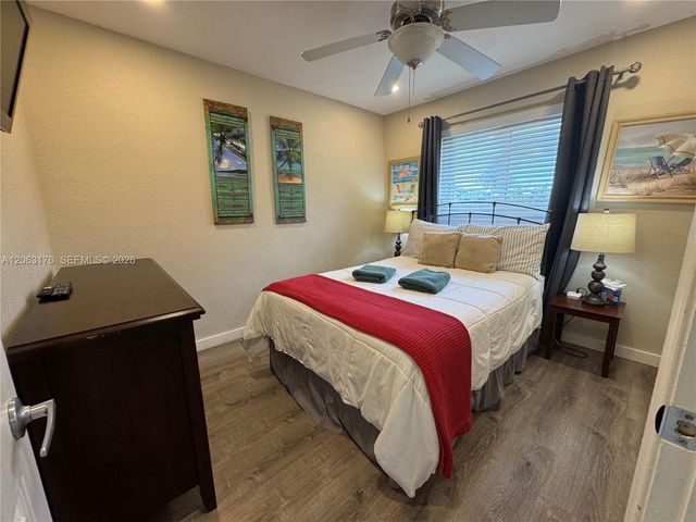1660 NE 25th Avenue, Pompano Beach, FL 33062