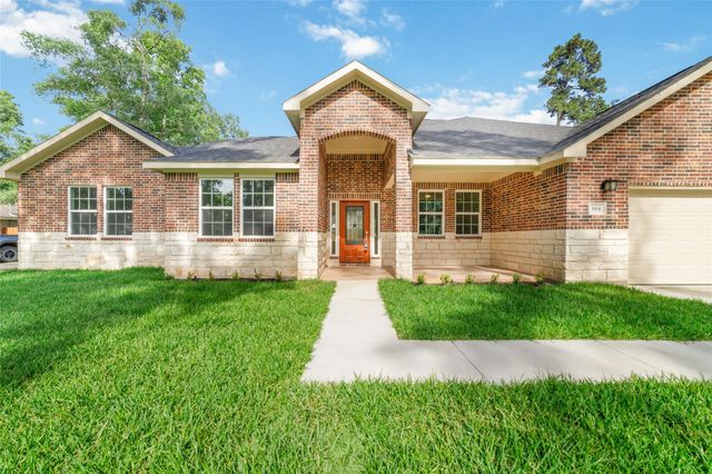 914 Box Elder Drive, Magnolia, TX 77354