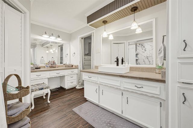 27113 S Harlan Lane, Conroe, TX 77385