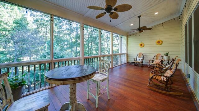 5580 Point West Drive, Oakwood, GA 30566