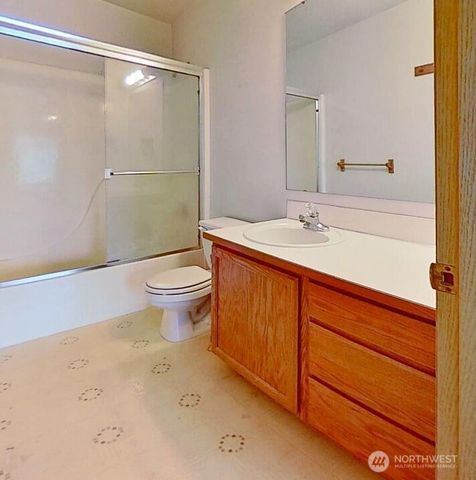 11216 223RD Avenue Ct E, Buckley, WA 98321