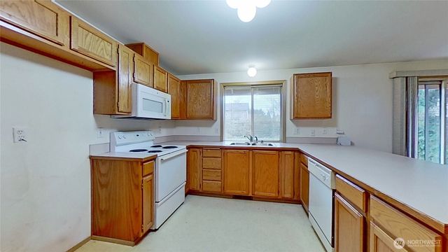 11216 223RD Avenue Ct E, Buckley, WA 98321