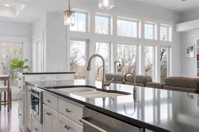 4210 Wright Brothers Boulevard E, Ely, IA 52227