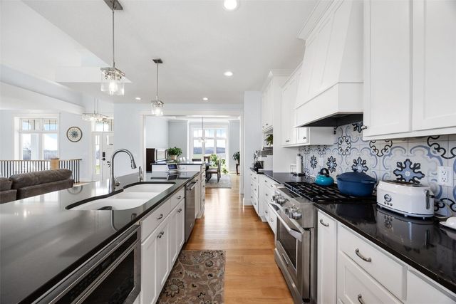 4210 Wright Brothers Boulevard E, Ely, IA 52227