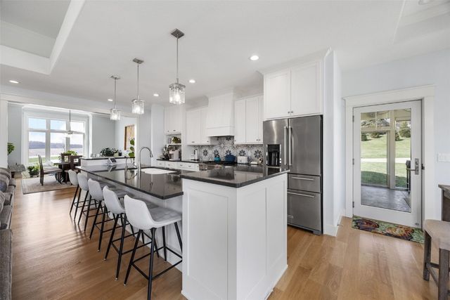 4210 Wright Brothers Boulevard E, Ely, IA 52227