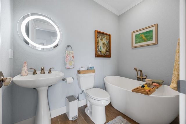 4210 Wright Brothers Boulevard E, Ely, IA 52227